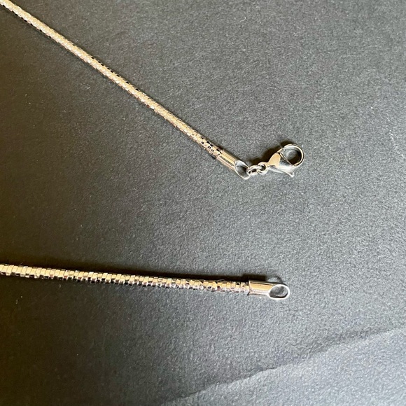 Omega style necklance - Picture 5 of 9